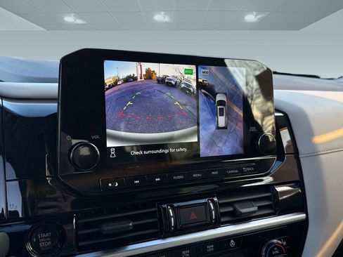 New 2025 Nissan Pathfinder SL image 27