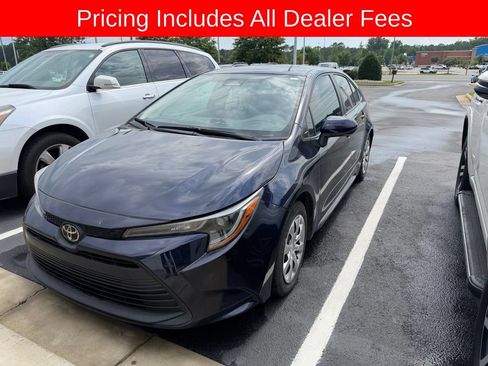 Used 2023 Toyota Corolla LE FWD image 1