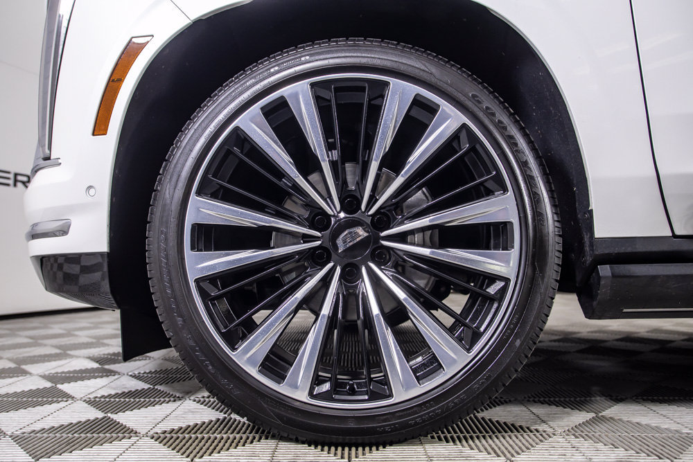 Used 2025 Cadillac Escalade Premium Luxury Platinum w/ LPO, Floor Liner Package AWD/4WD image 42