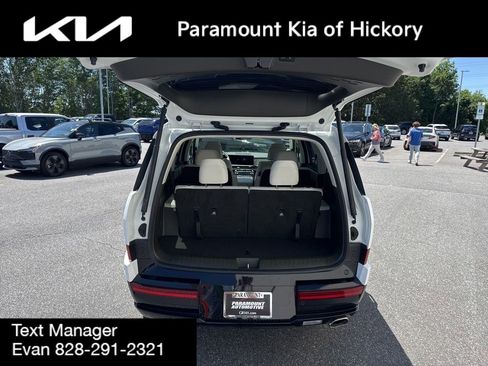 Used 2024 Hyundai Santa Fe Calligraphy AWD/4WD image 10