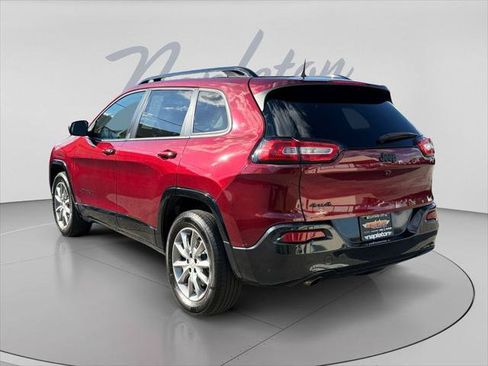 Certified 2018 Jeep Cherokee Latitude AWD/4WD image 4