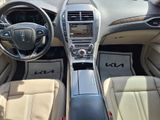 Used 2017 Lincoln MKZ Select image 6