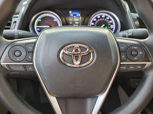 Certified 2023 Toyota Camry LE image 32