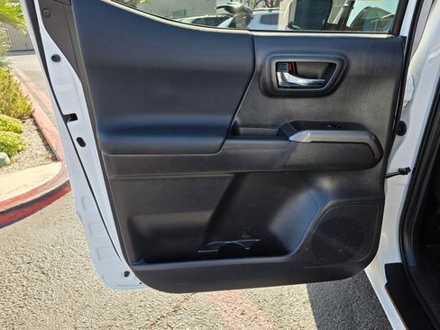 Used 2023 Toyota Tacoma TRD Off-Road w/ Black Out Package (TMS) image 19