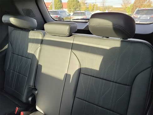 New 2026 Buick Enclave Avenir w/ Super Cruise Package image 11