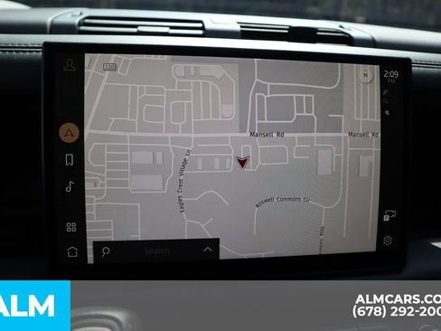 Used 2023 Land Rover Defender 110 V8 image 39