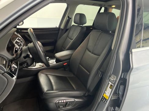 Used 2017 BMW X3 xDrive28i AWD/4WD image 19