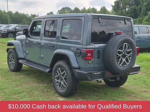 New 2026 Jeep Wrangler Unlimited Sahara AWD/4WD image 5