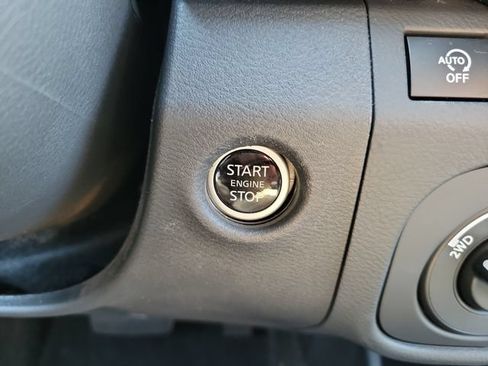 Used 2025 Nissan Frontier S AWD/4WD image 26