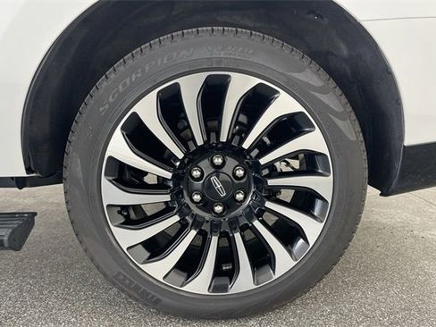 Used 2024 Lincoln Navigator Black Label image 49
