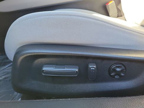 Used 2018 Honda Accord EX image 19