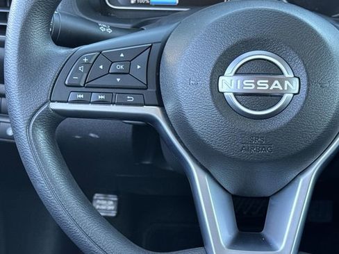 Certified 2024 Nissan Leaf S image 13