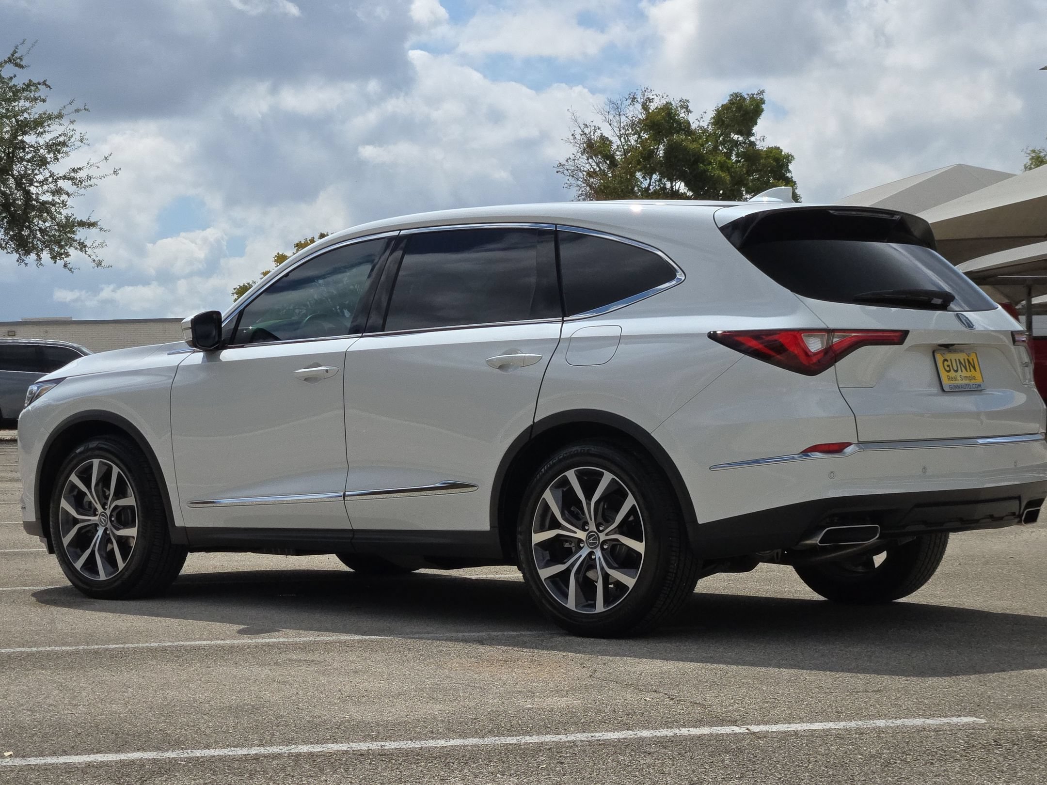 Used 2022 Acura MDX w/ Technology Package FWD image 5