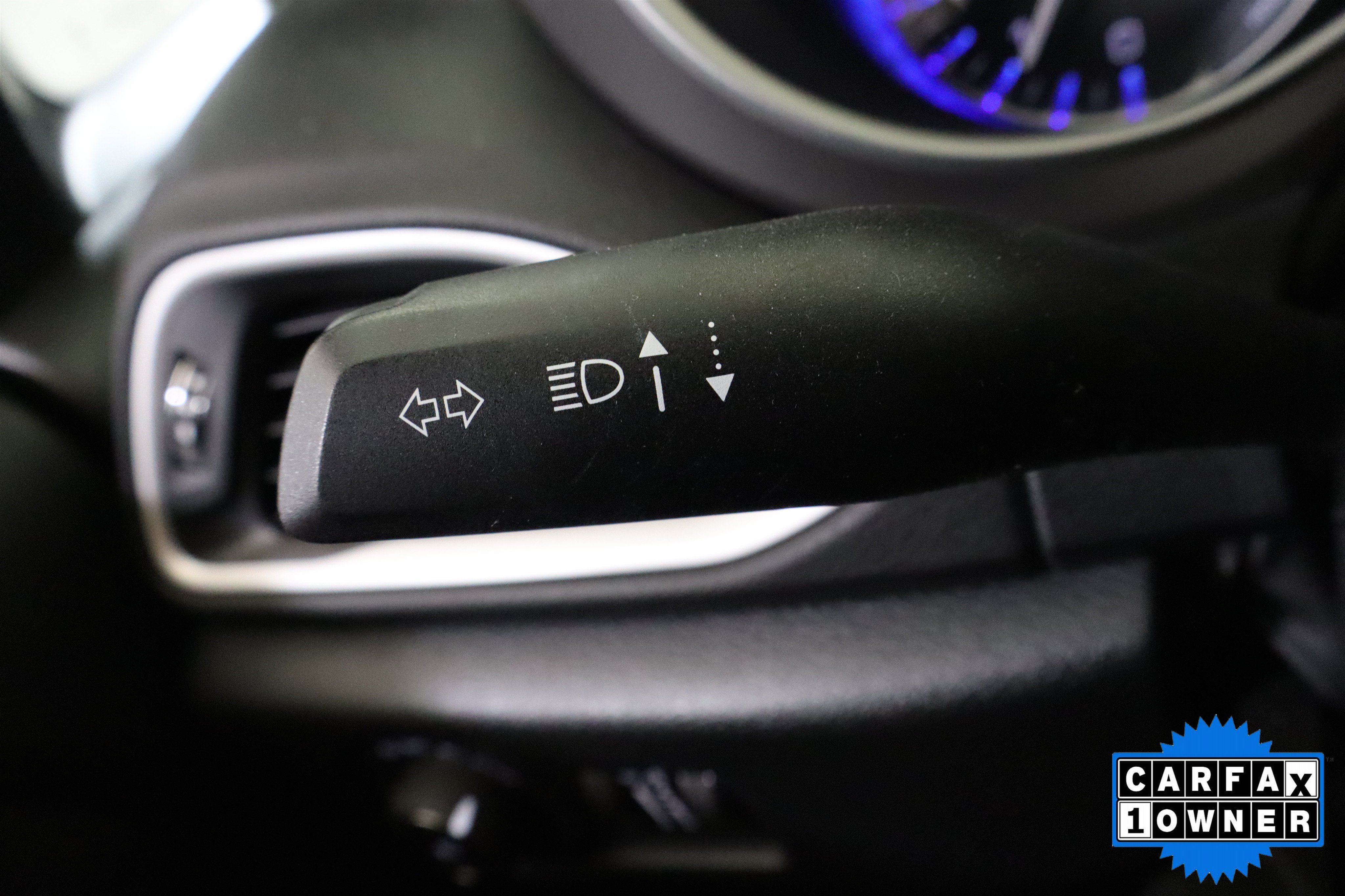 Used 2025 Chrysler Pacifica Select FWD image 30