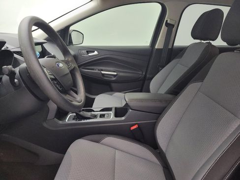 Used 2017 Ford Escape SE w/ Equipment Group 201A FWD image 17
