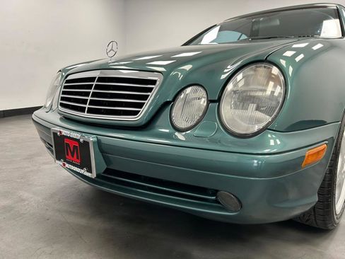 Used 2000 Mercedes-Benz CLK 430 Cabriolet image 40