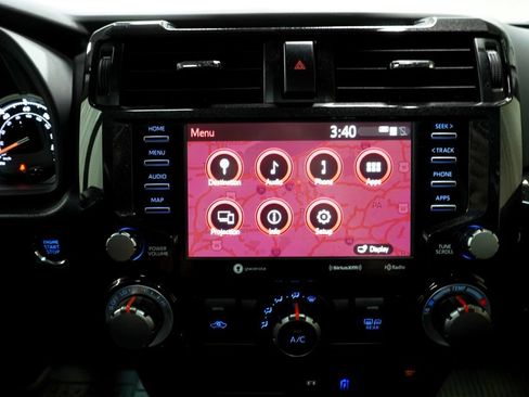 Used 2024 Toyota 4Runner TRD Off-Road Premium w/ Off Road Premium Plus Package AWD/4WD image 17