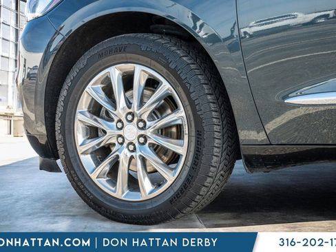 Used 2018 Buick Enclave Premium image 42