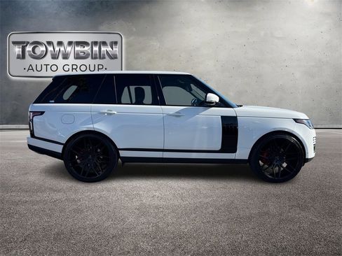 Used 2018 Land Rover Range Rover HSE image 3