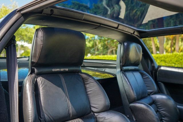 Used 1990 Chevrolet Corvette ZR-1 RWD image 61