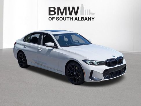 New 2026 BMW 330i xDrive Sedan w/ M Sport Package AWD/4WD image 6
