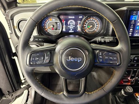 Used 2024 Jeep Wrangler Unlimited Sport AWD/4WD image 18