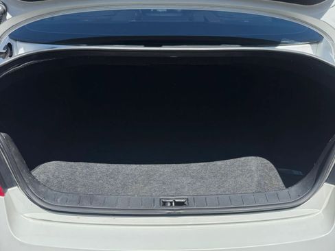 Used 2013 INFINITI G37 Journey w/ Premium Pkg RWD image 8