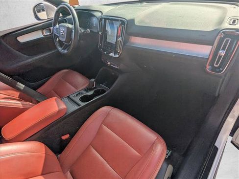 Used 2019 Volvo XC40 T5 Momentum AWD/4WD image 20