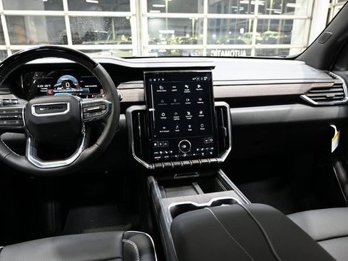 New 2026 GMC Acadia Denali w/ Super Cruise Package image 13