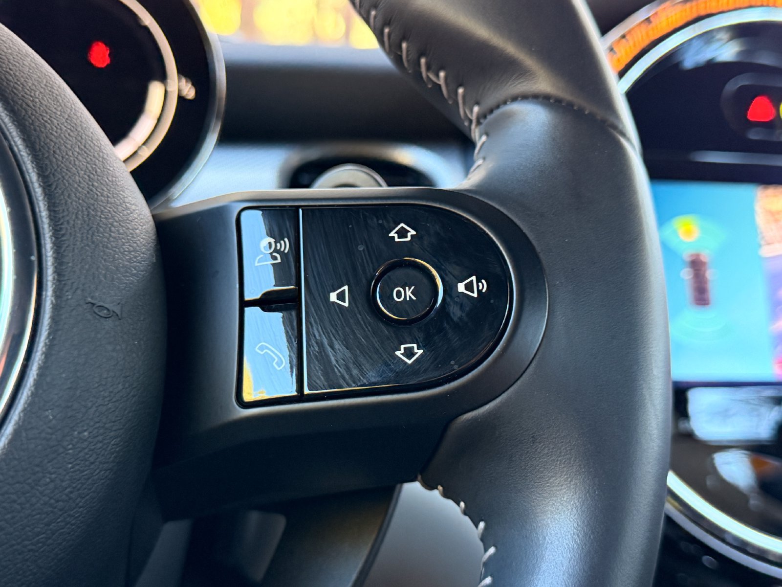 Used 2024 MINI Cooper S FWD image 19