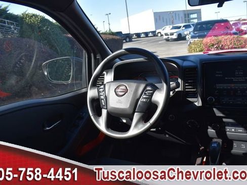 Used 2024 Nissan Frontier PRO-4X w/ Technology Package image 24
