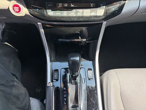 Used 2017 Honda Accord EX-L image 13