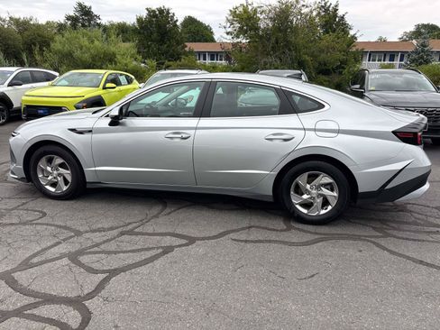 Certified 2026 Hyundai Sonata SE FWD image 2