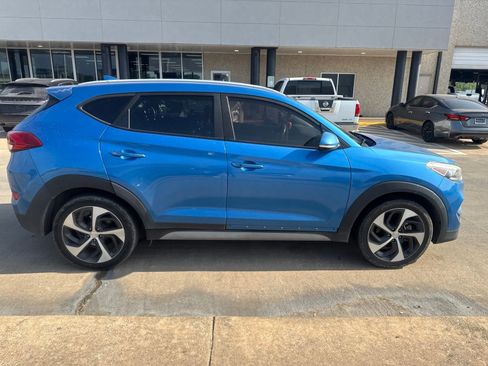Used 2018 Hyundai Tucson Sport FWD image 12
