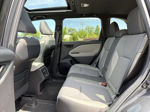 Used 2026 Subaru Forester Premium AWD/4WD image 13