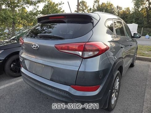 Used 2016 Hyundai Tucson SE w/ Option Group 02 FWD image 4