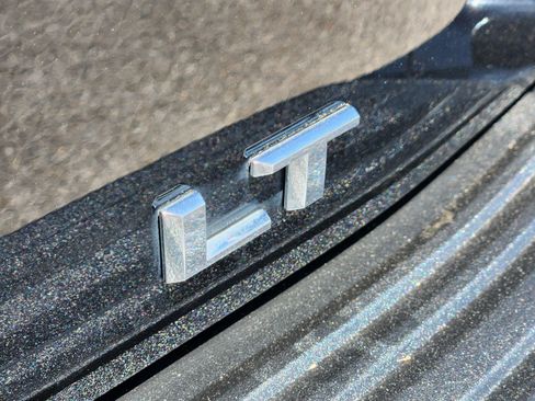 Used 2022 Chevrolet Tahoe LT RWD image 29