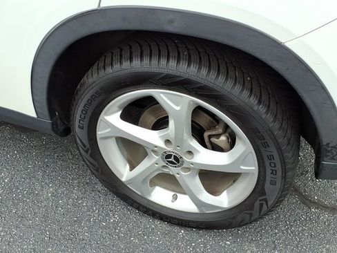 Used 2019 Mercedes-Benz GLA 250 4MATIC image 12