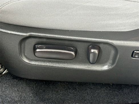 Used 2022 Toyota Tacoma SR5 image 12