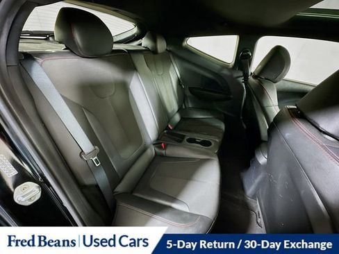 Used 2020 Hyundai Veloster 2.0 Premium image 28