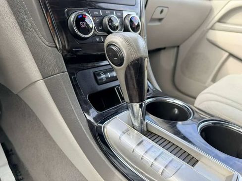 Used 2015 Buick Enclave Convenience FWD image 25