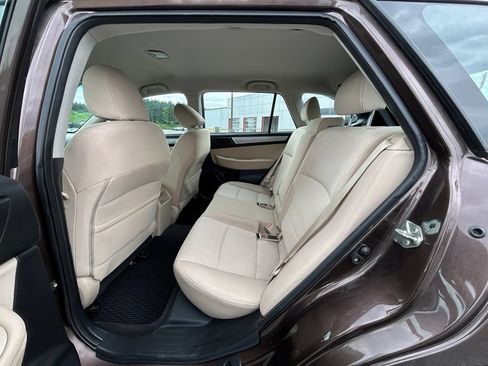 Used 2019 Subaru Outback 2.5i AWD/4WD image 46