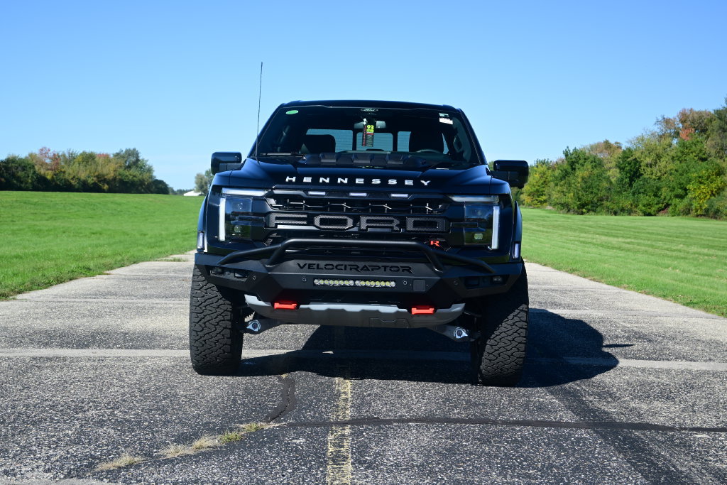 New 2026 Ford F150 Raptor w/ Equipment Group 803A Raptor R AWD/4WD image 3