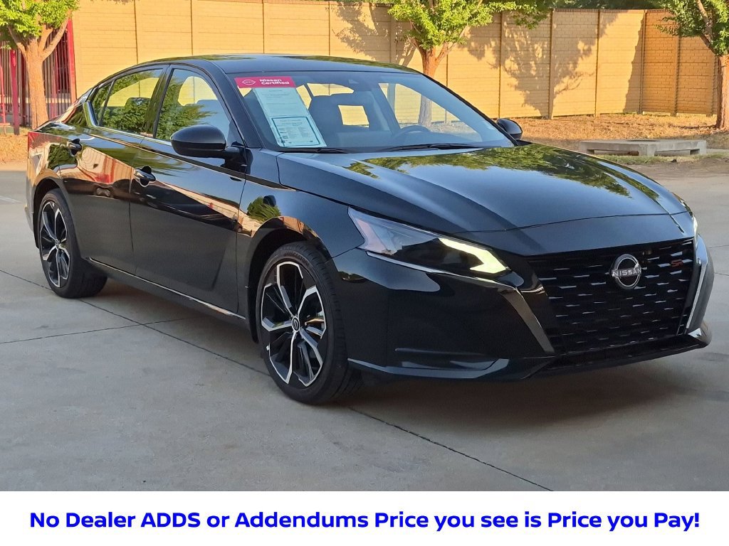 Certified 2025 Nissan Altima 2.5 SR w/ SR Premium Package FWD image 14