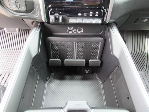 New 2026 RAM 2500 Big Horn image 24