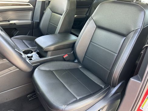 Used 2023 Volkswagen Atlas SE w/ Panoramic Sunroof Package AWD/4WD image 19
