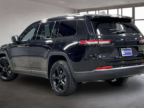Used 2021 Jeep Grand Cherokee L Laredo AWD/4WD image 4