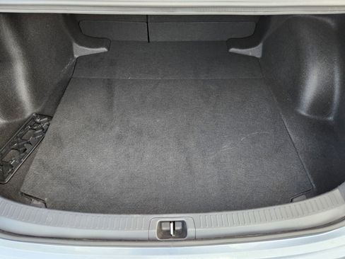 Certified 2025 Toyota Corolla LE image 9