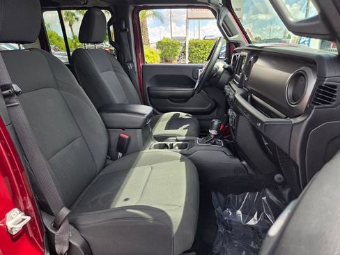 Used 2021 Jeep Wrangler Unlimited Sport AWD/4WD image 19