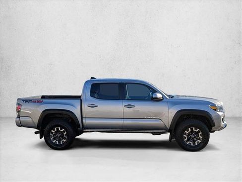 Certified 2021 Toyota Tacoma TRD Off-Road image 4